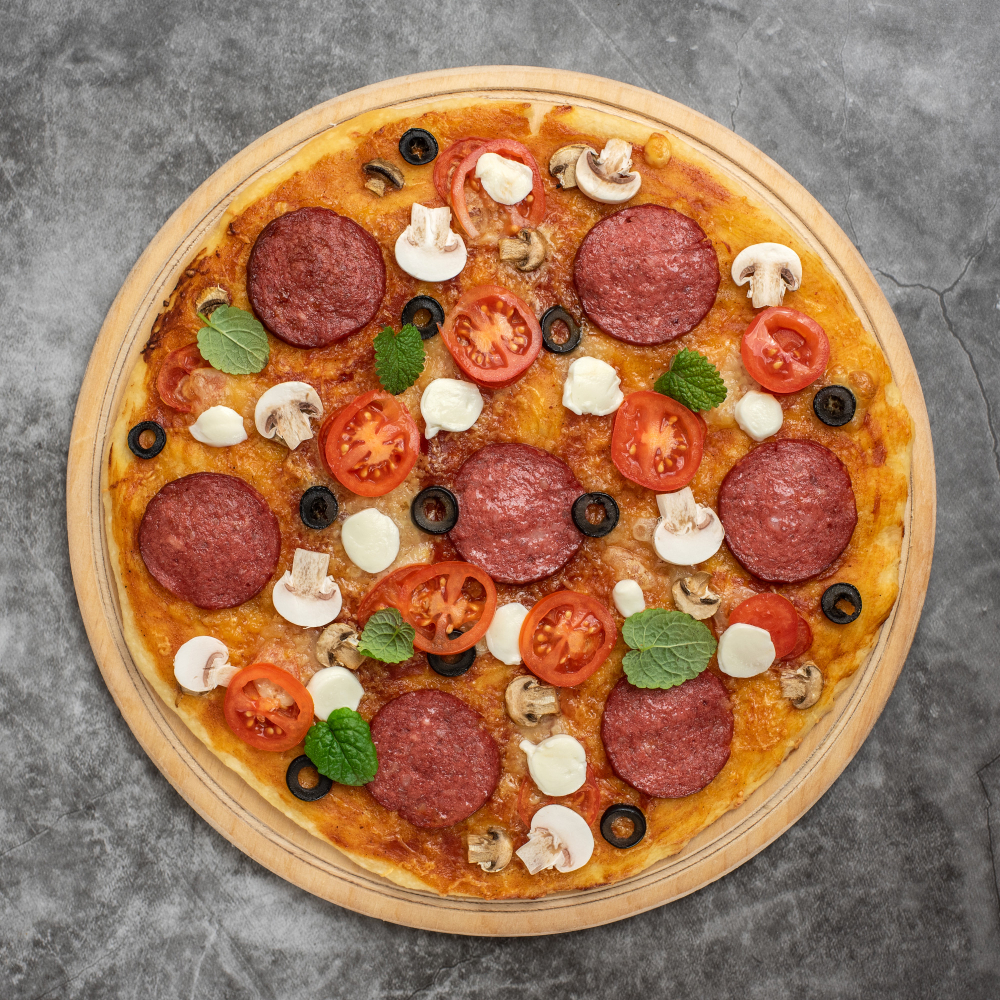 살라미 토마토 피자